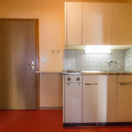 公寓 In With One-bedroom 1 *